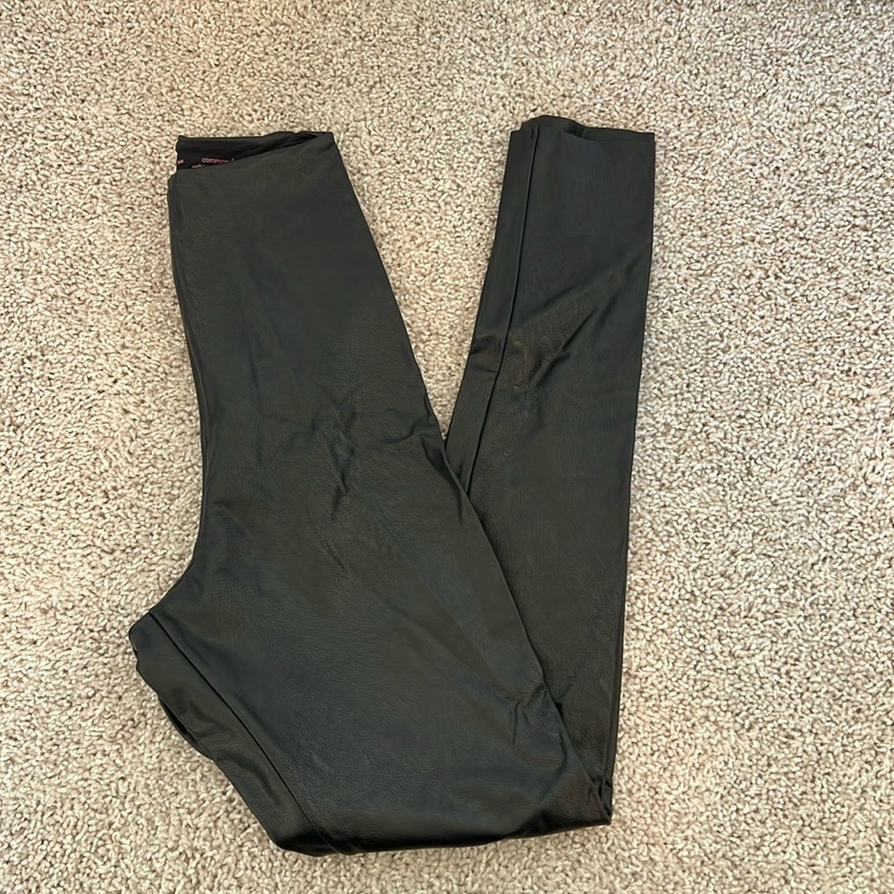 Women’s Leather Leggings